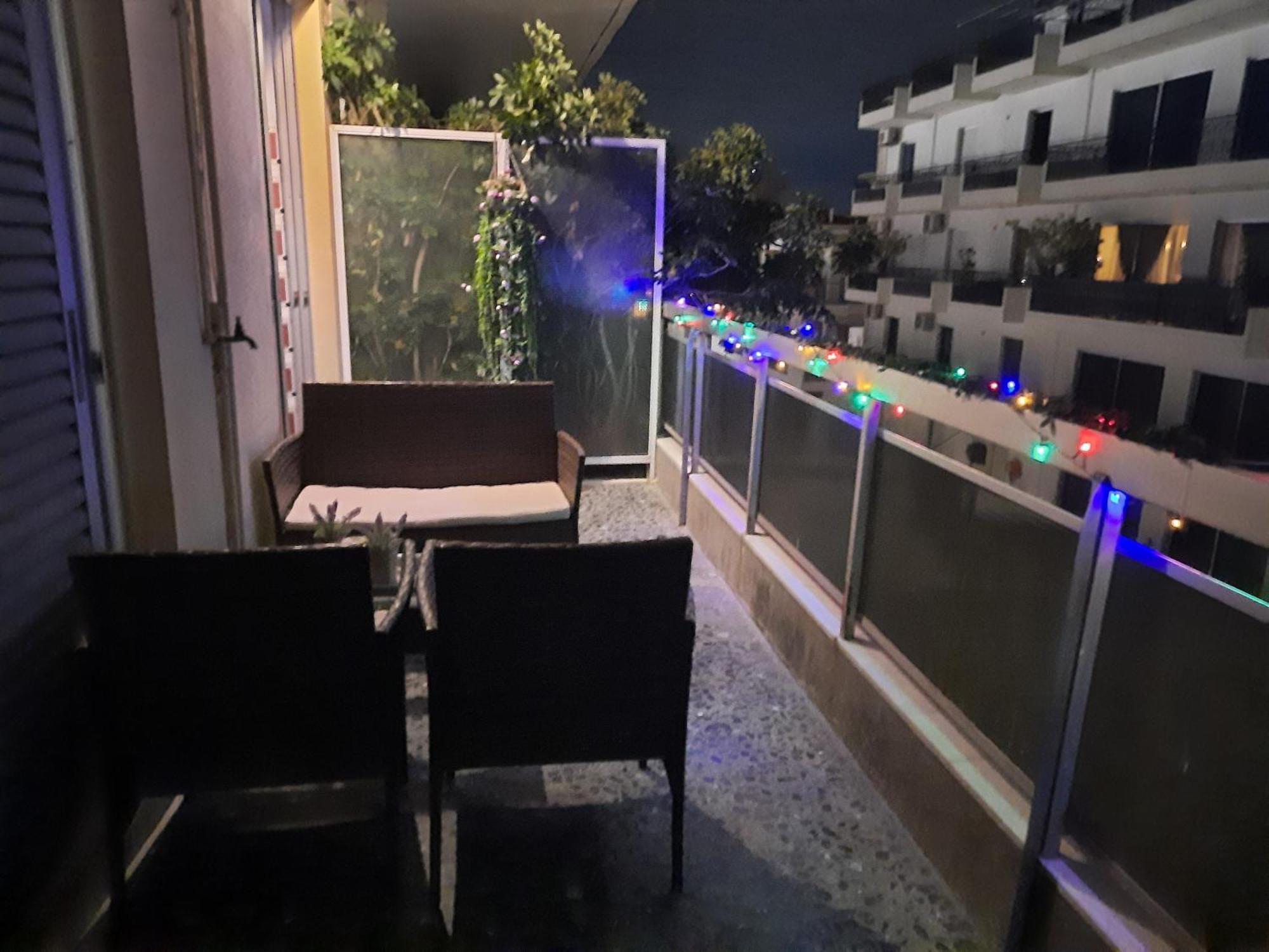 Villys Apartment Каламата Екстериор снимка